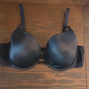 Sleek Black Women's Bra